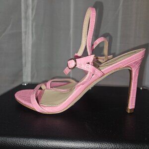 Sam Edelman heleed sandal